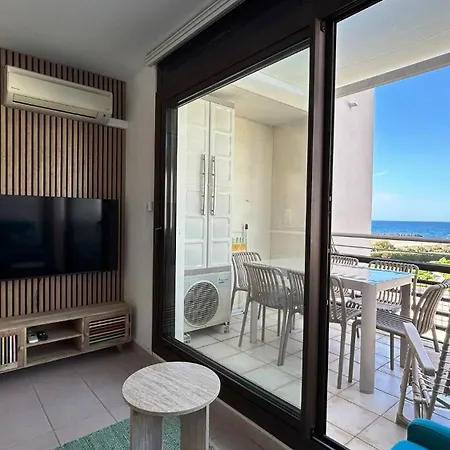 Sea Blue Les Rivages Апартаменти *